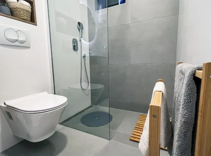 My Summer In Apartment